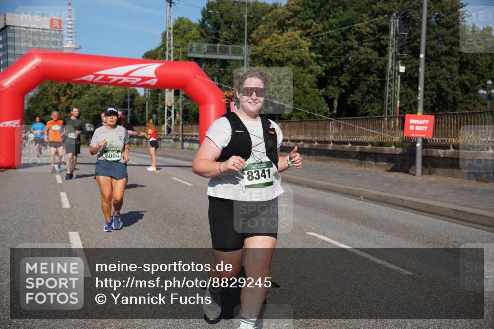 07.09.2025 - BARMER Alsterlauf Yannick Fuchs http://msf.ph/oto/8829245 07.09.2025 10:22:31 Laufen 6004, 8341 meine-sportfotos.de
