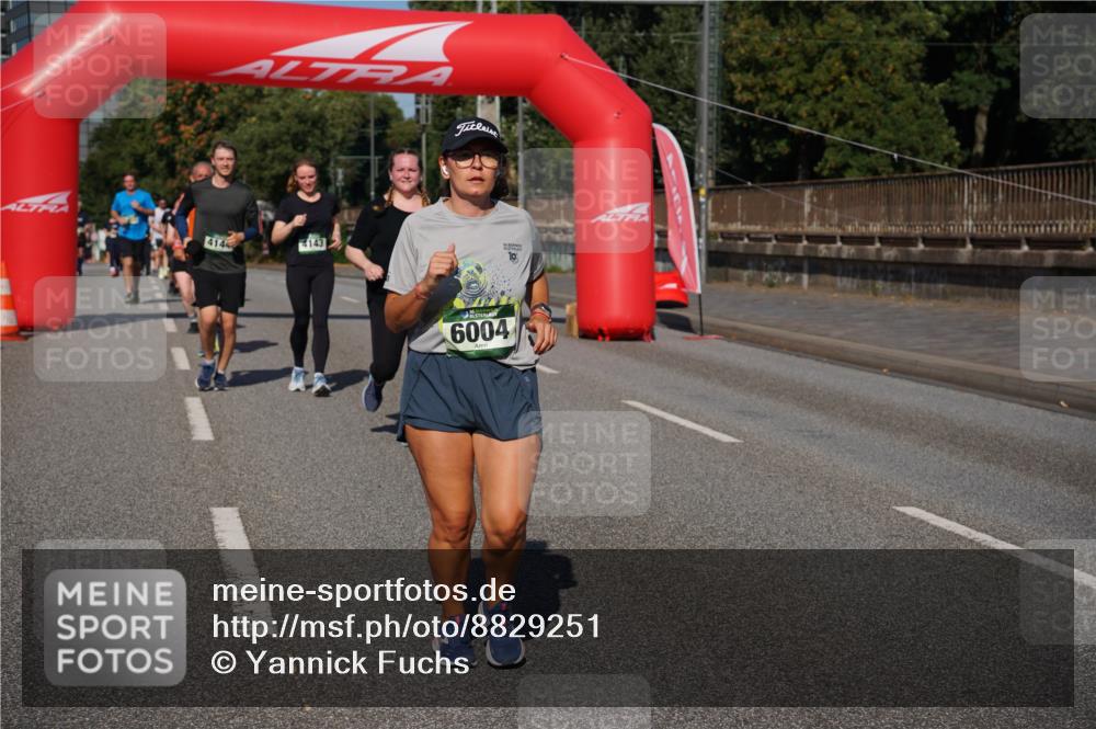 07.09.2025 - BARMER Alsterlauf Yannick Fuchs http://msf.ph/oto/8829251 07.09.2025 10:22:32 Laufen 414, 4143, 6004 meine-sportfotos.de