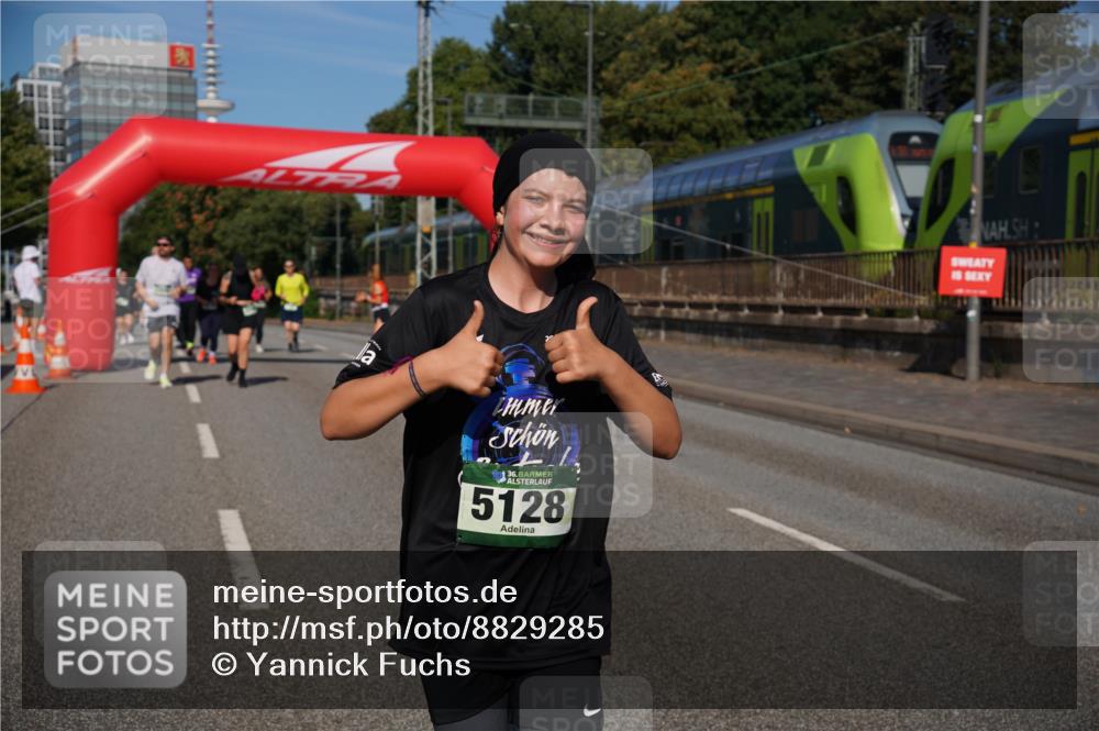 07.09.2025 - BARMER Alsterlauf Yannick Fuchs http://msf.ph/oto/8829285 07.09.2025 10:22:47 Laufen 36, 5128 meine-sportfotos.de