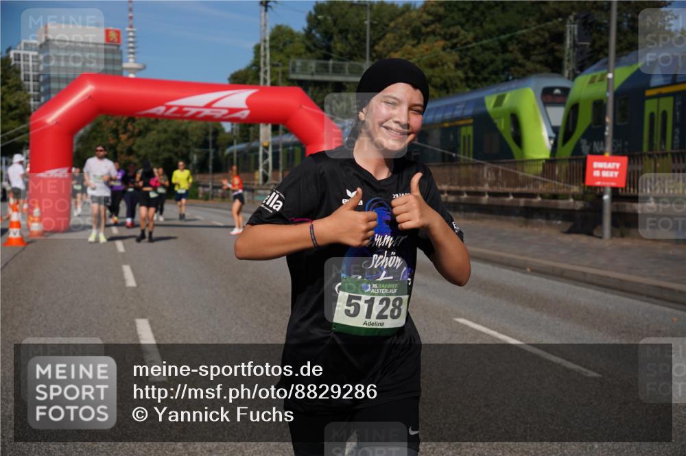 07.09.2025 - BARMER Alsterlauf Yannick Fuchs http://msf.ph/oto/8829286 07.09.2025 10:22:47 Laufen 29, 9, 36, 5128 meine-sportfotos.de