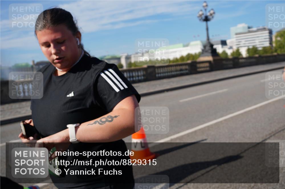 07.09.2025 - BARMER Alsterlauf Yannick Fuchs http://msf.ph/oto/8829315 07.09.2025 10:23:04 Laufen 60 meine-sportfotos.de