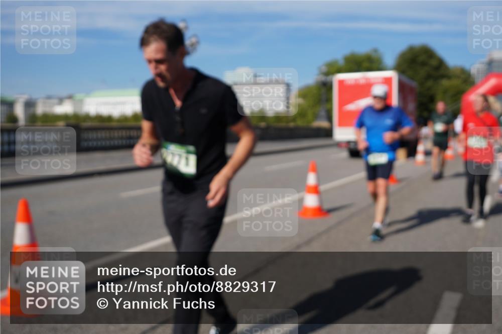07.09.2025 - BARMER Alsterlauf Yannick Fuchs http://msf.ph/oto/8829317 07.09.2025 10:23:05 Laufen  meine-sportfotos.de