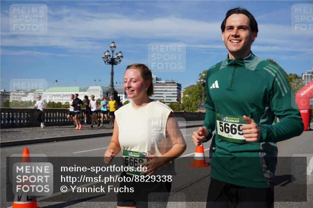 07.09.2025 - BARMER Alsterlauf Yannick Fuchs http://msf.ph/oto/8829338 07.09.2025 10:23:22 Laufen 5660, 36, 5669 meine-sportfotos.de