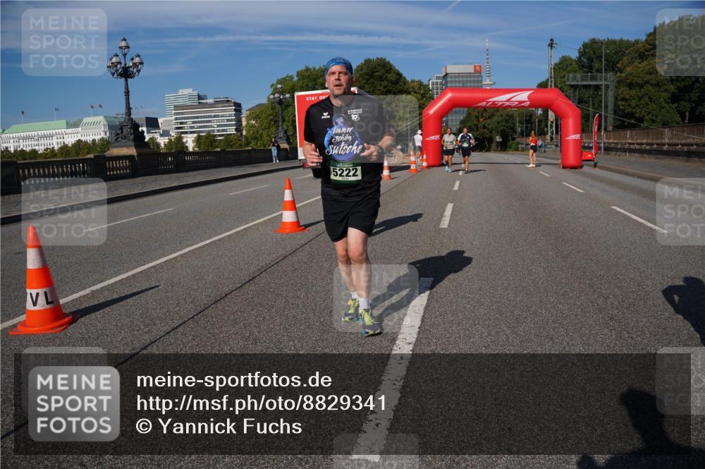 07.09.2025 - BARMER Alsterlauf Yannick Fuchs http://msf.ph/oto/8829341 07.09.2025 10:23:34 Laufen 10, 5222 meine-sportfotos.de