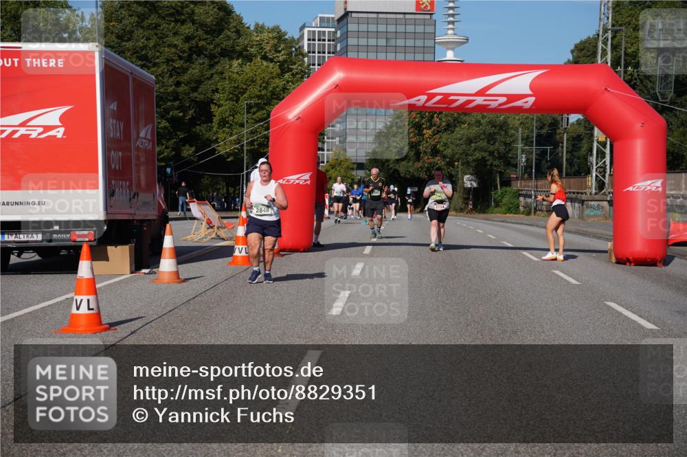 07.09.2025 - BARMER Alsterlauf Yannick Fuchs http://msf.ph/oto/8829351 07.09.2025 10:23:45 Laufen 1, 2848 meine-sportfotos.de