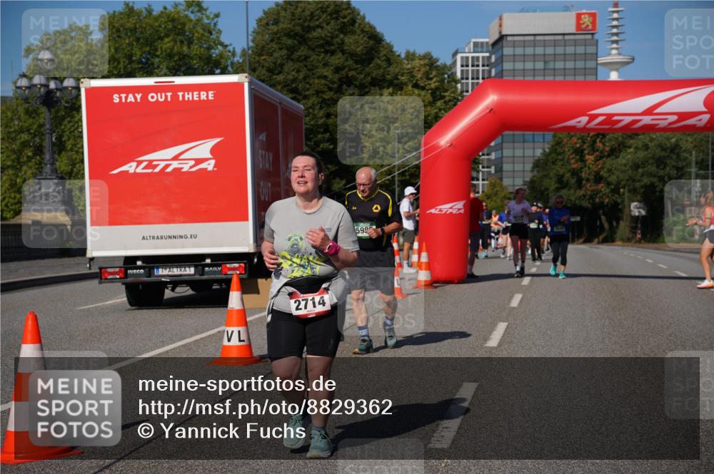 07.09.2025 - BARMER Alsterlauf Yannick Fuchs http://msf.ph/oto/8829362 07.09.2025 10:23:55 Laufen 2714, 599, 3847 meine-sportfotos.de