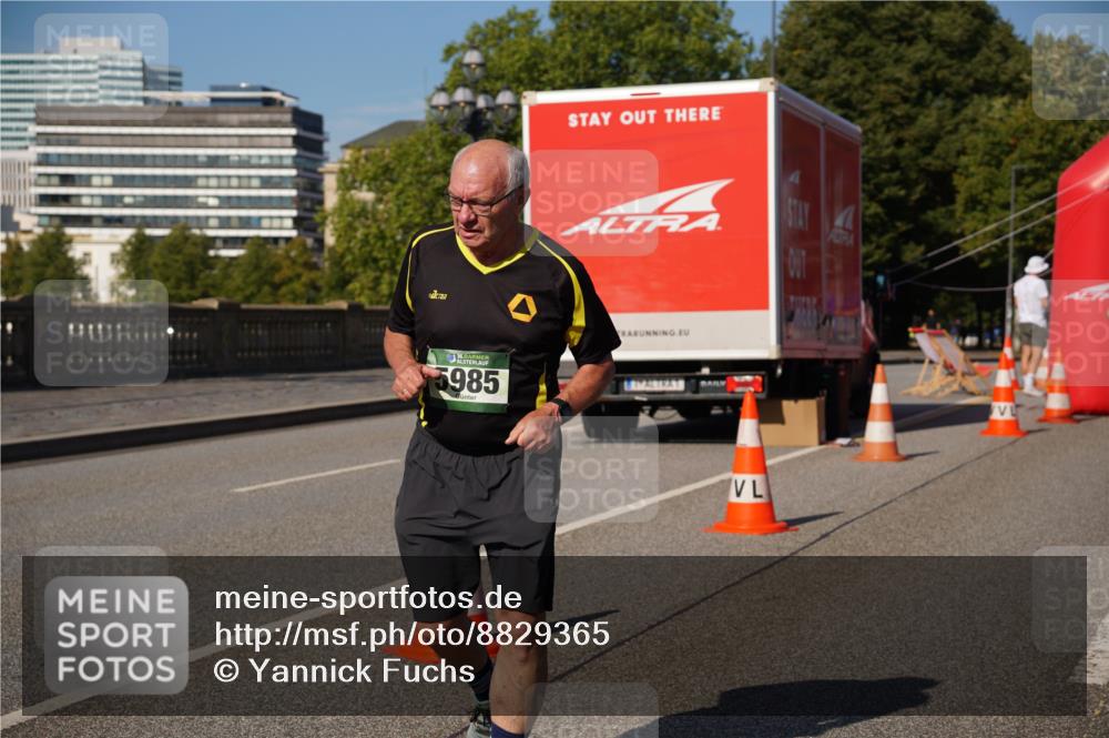 07.09.2025 - BARMER Alsterlauf Yannick Fuchs http://msf.ph/oto/8829365 07.09.2025 10:23:59 Laufen 36, 5985 meine-sportfotos.de