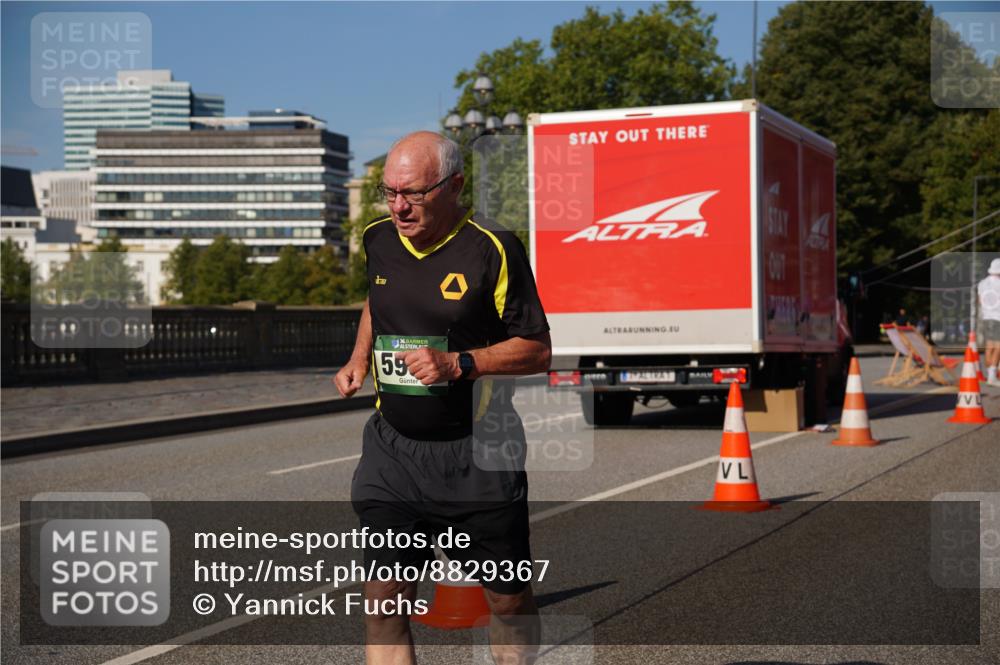 07.09.2025 - BARMER Alsterlauf Yannick Fuchs http://msf.ph/oto/8829367 07.09.2025 10:23:59 Laufen 36, 59 meine-sportfotos.de