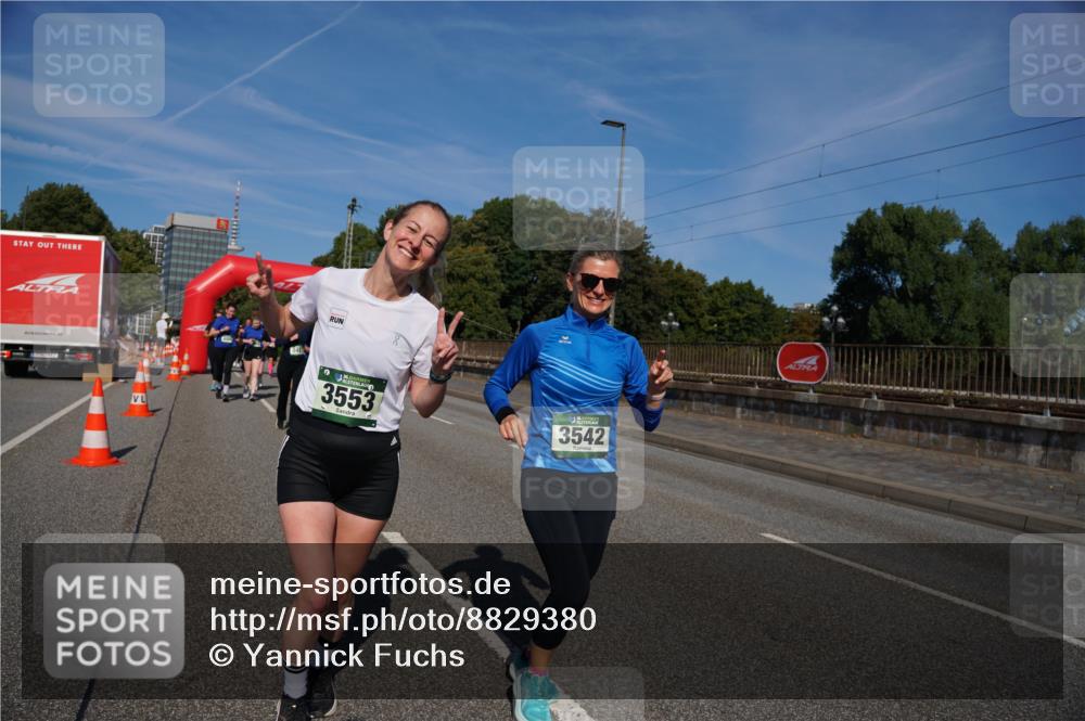 07.09.2025 - BARMER Alsterlauf Yannick Fuchs http://msf.ph/oto/8829380 07.09.2025 10:24:07 Laufen 3457, 0, 3553, 3542 meine-sportfotos.de
