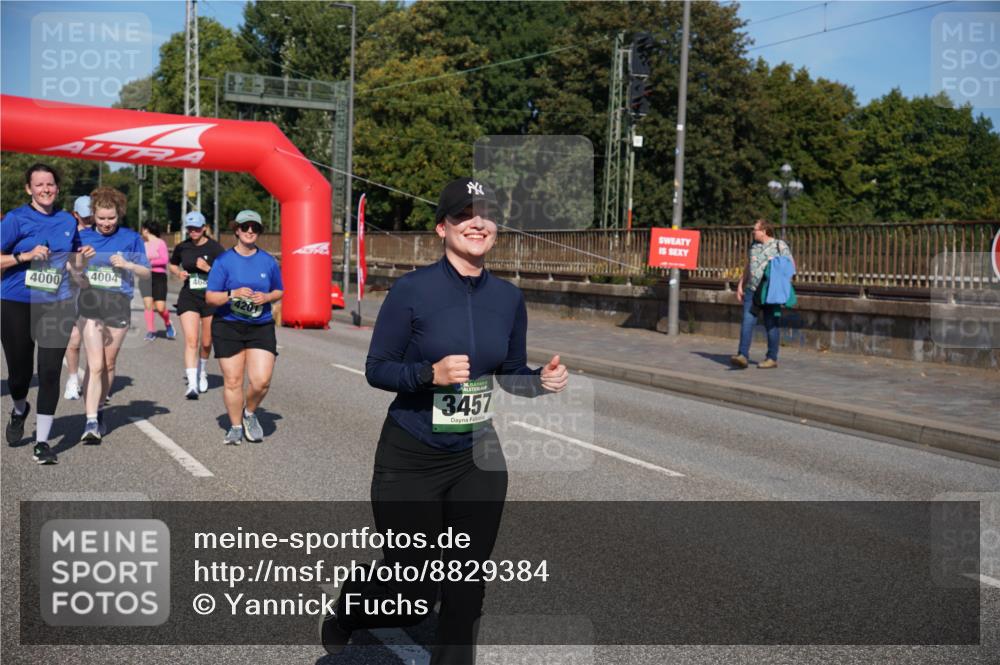 07.09.2025 - BARMER Alsterlauf Yannick Fuchs http://msf.ph/oto/8829384 07.09.2025 10:24:10 Laufen 4000, 4004, 468, 4201, 36, 3457 meine-sportfotos.de