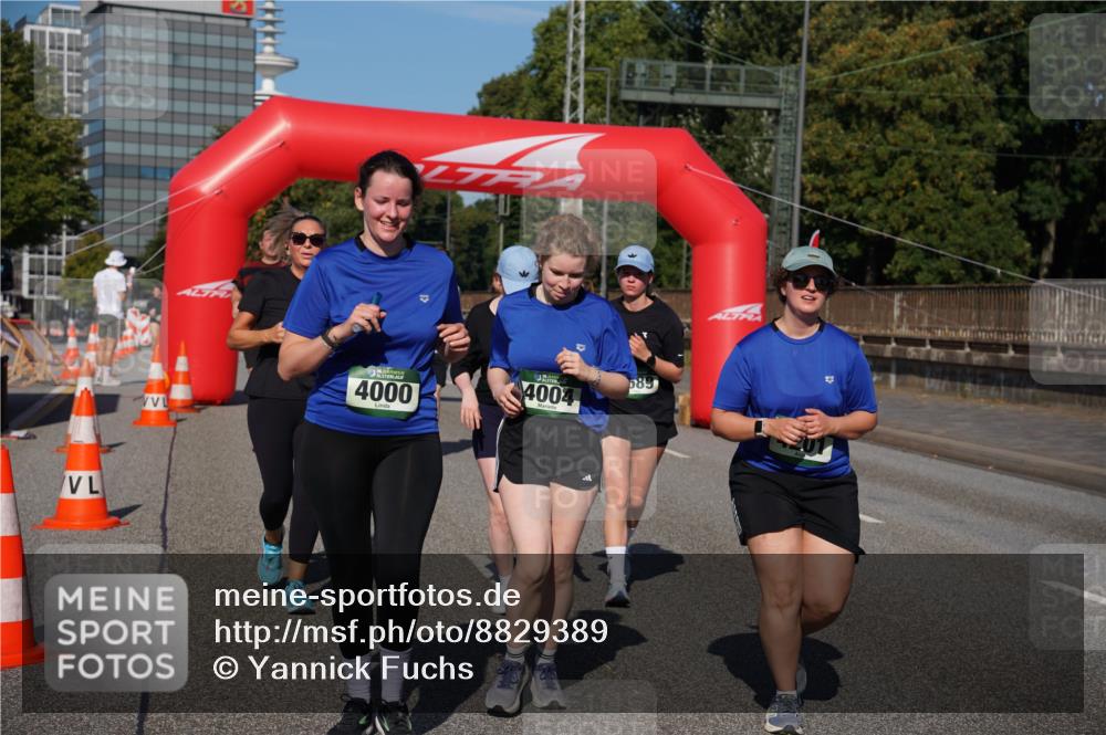 07.09.2025 - BARMER Alsterlauf Yannick Fuchs http://msf.ph/oto/8829389 07.09.2025 10:24:12 Laufen 4000, 4004, 589 meine-sportfotos.de