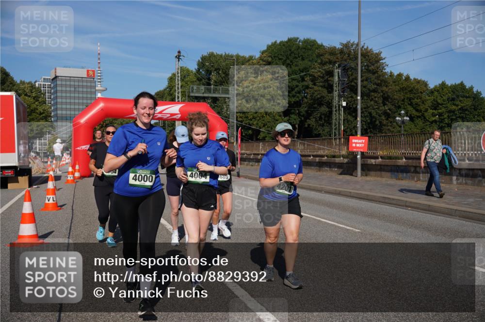 07.09.2025 - BARMER Alsterlauf Yannick Fuchs http://msf.ph/oto/8829392 07.09.2025 10:24:13 Laufen 4004, 689, 4000, 4201 meine-sportfotos.de