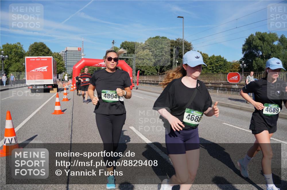 07.09.2025 - BARMER Alsterlauf Yannick Fuchs http://msf.ph/oto/8829408 07.09.2025 10:24:15 Laufen 4804, 4688, 0, 4689 meine-sportfotos.de