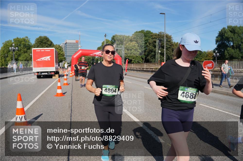 07.09.2025 - BARMER Alsterlauf Yannick Fuchs http://msf.ph/oto/8829409 07.09.2025 10:24:15 Laufen 4804, 4688 meine-sportfotos.de