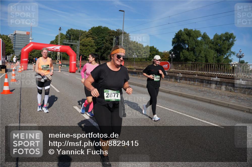 07.09.2025 - BARMER Alsterlauf Yannick Fuchs http://msf.ph/oto/8829415 07.09.2025 10:24:22 Laufen 2486, 2877, 356 meine-sportfotos.de