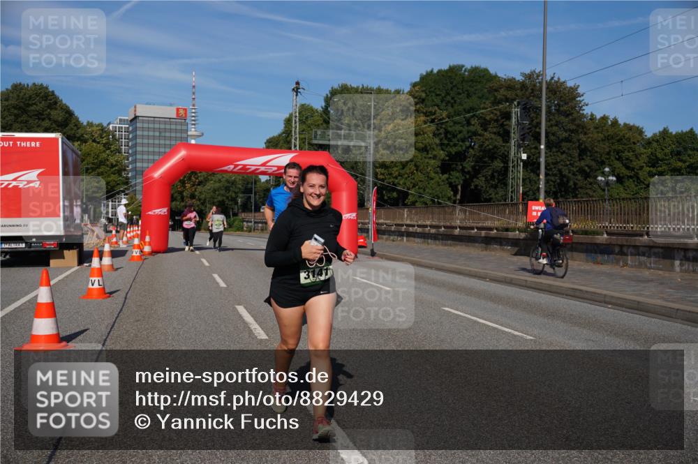 07.09.2025 - BARMER Alsterlauf Yannick Fuchs http://msf.ph/oto/8829429 07.09.2025 10:24:30 Laufen  meine-sportfotos.de