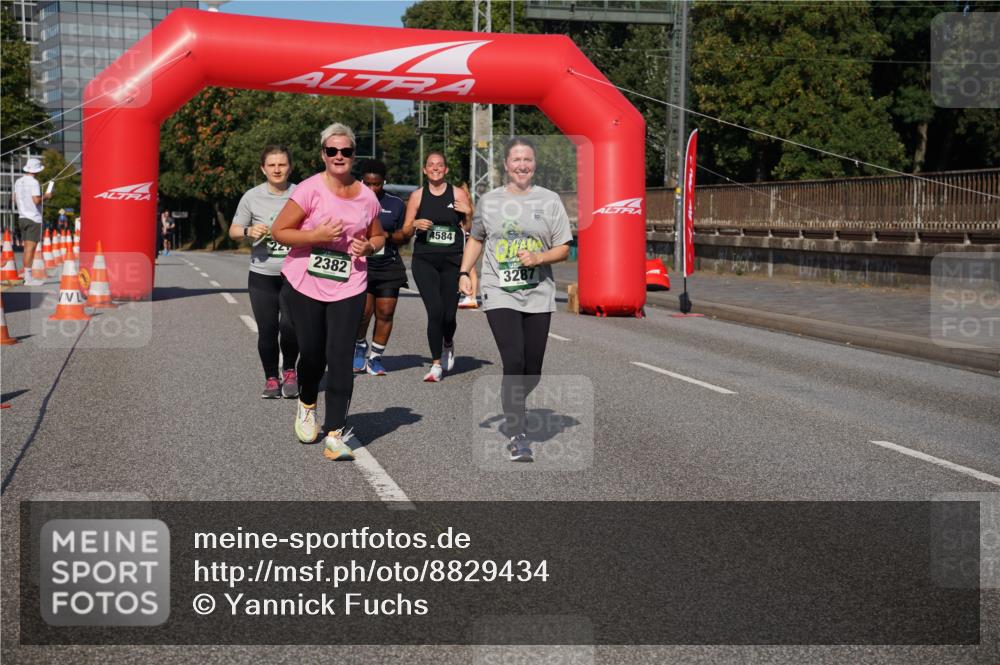 07.09.2025 - BARMER Alsterlauf Yannick Fuchs http://msf.ph/oto/8829434 07.09.2025 10:24:38 Laufen 2382, 4584, 3287 meine-sportfotos.de