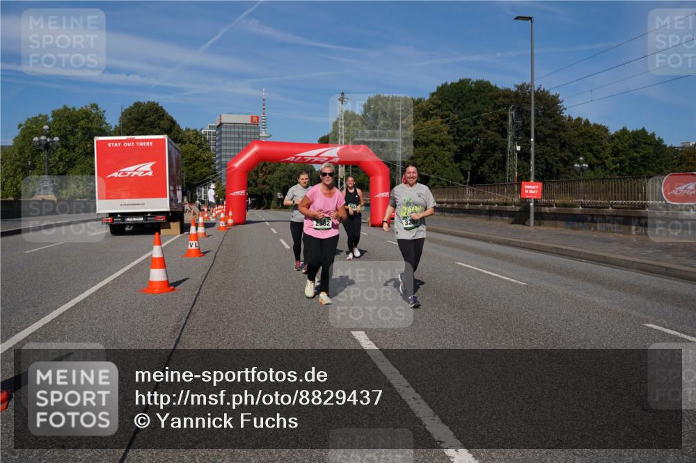 07.09.2025 - BARMER Alsterlauf Yannick Fuchs http://msf.ph/oto/8829437 07.09.2025 10:24:40 Laufen 328 meine-sportfotos.de