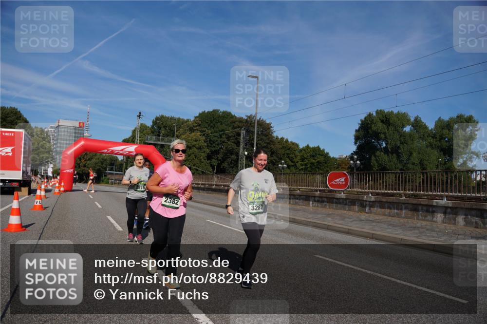 07.09.2025 - BARMER Alsterlauf Yannick Fuchs http://msf.ph/oto/8829439 07.09.2025 10:24:41 Laufen 2215, 2382, 3287 meine-sportfotos.de