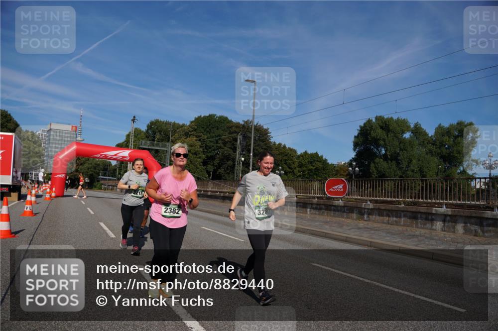 07.09.2025 - BARMER Alsterlauf Yannick Fuchs http://msf.ph/oto/8829440 07.09.2025 10:24:41 Laufen 2382, 3287 meine-sportfotos.de