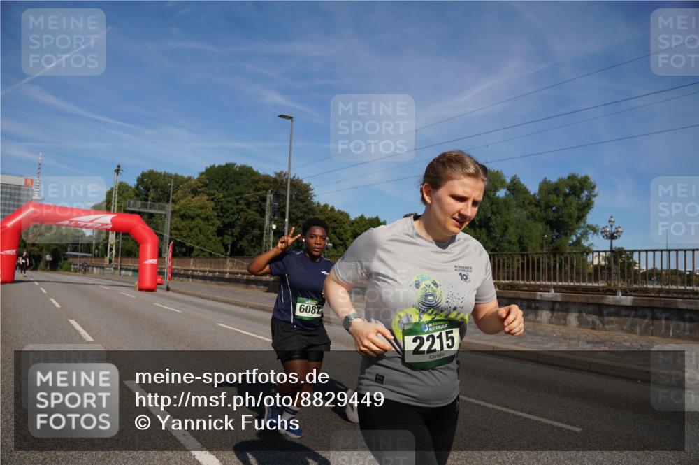 07.09.2025 - BARMER Alsterlauf Yannick Fuchs http://msf.ph/oto/8829449 07.09.2025 10:24:44 Laufen 6087, 36, 2215, 10 meine-sportfotos.de