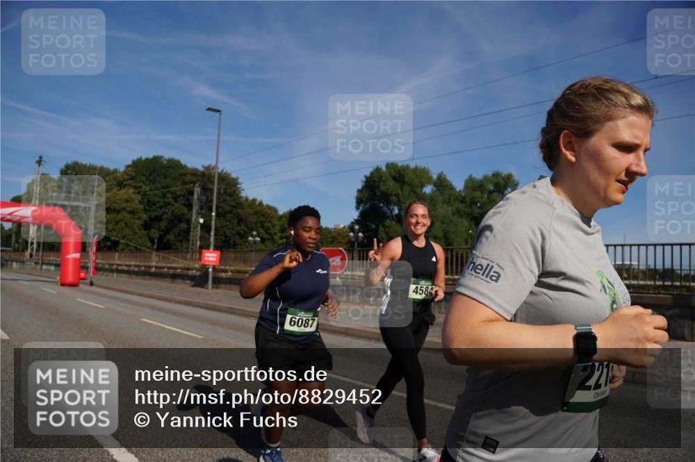07.09.2025 - BARMER Alsterlauf Yannick Fuchs http://msf.ph/oto/8829452 07.09.2025 10:24:44 Laufen 6087, 4584, 221 meine-sportfotos.de