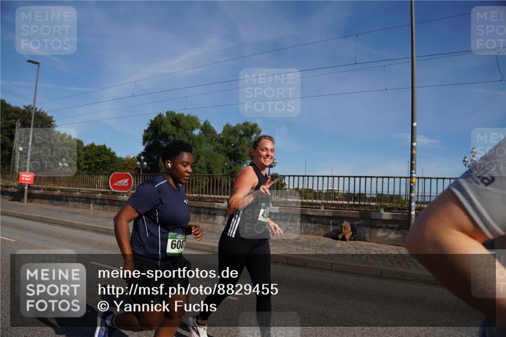 07.09.2025 - BARMER Alsterlauf Yannick Fuchs http://msf.ph/oto/8829455 07.09.2025 10:24:44 Laufen 608, 450 meine-sportfotos.de