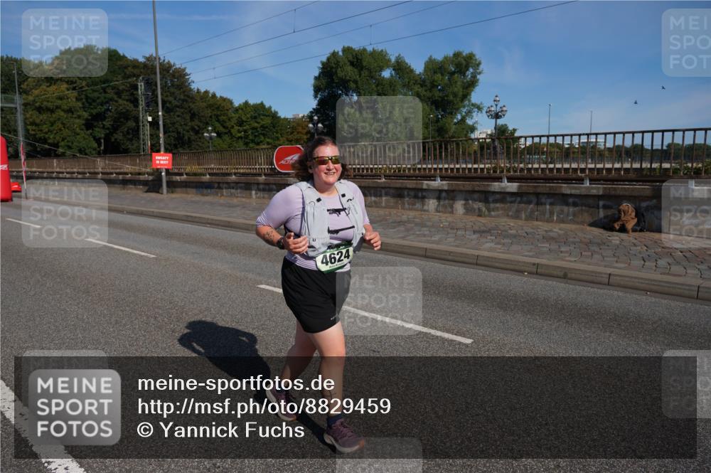 07.09.2025 - BARMER Alsterlauf Yannick Fuchs http://msf.ph/oto/8829459 07.09.2025 10:25:51 Laufen 4624 meine-sportfotos.de