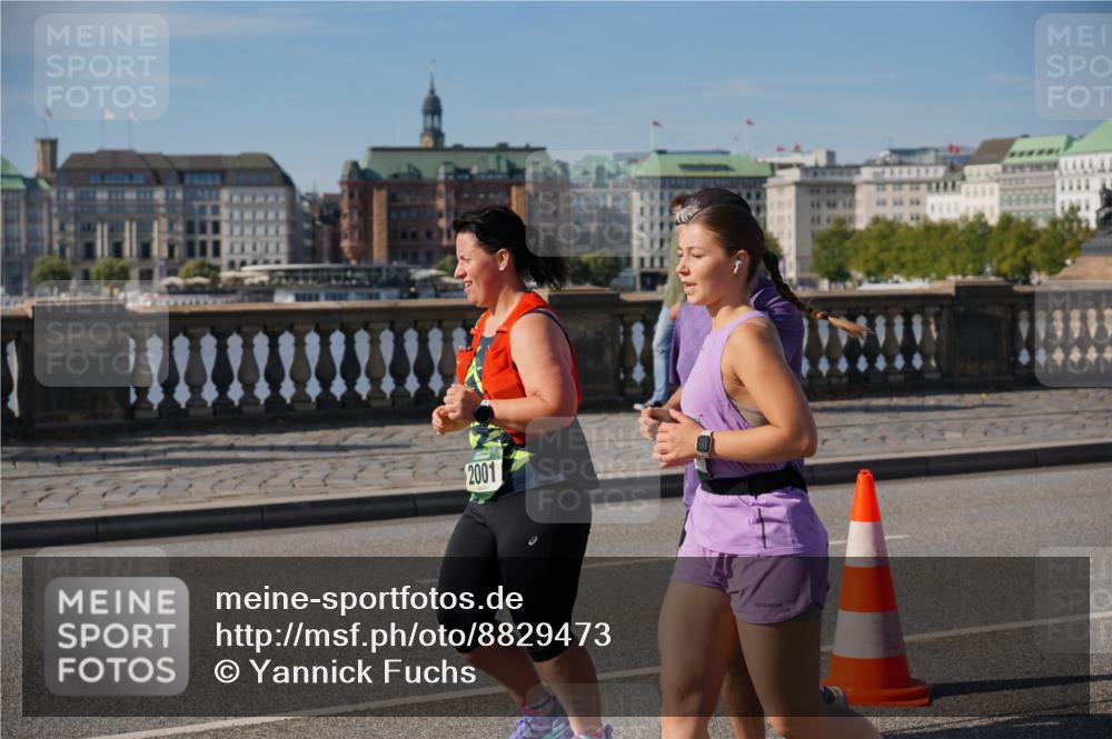 07.09.2025 - BARMER Alsterlauf Yannick Fuchs http://msf.ph/oto/8829473 07.09.2025 10:26:40 Laufen 2001 meine-sportfotos.de