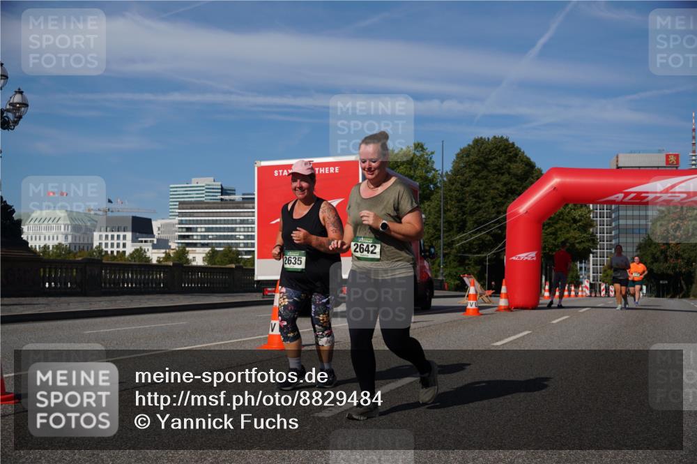 07.09.2025 - BARMER Alsterlauf Yannick Fuchs http://msf.ph/oto/8829484 07.09.2025 10:26:52 Laufen 2635, 2642 meine-sportfotos.de