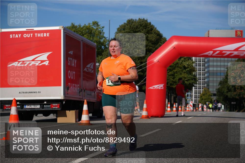 07.09.2025 - BARMER Alsterlauf Yannick Fuchs http://msf.ph/oto/8829492 07.09.2025 10:27:03 Laufen  meine-sportfotos.de