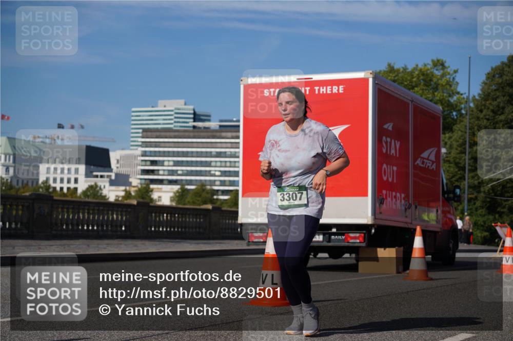07.09.2025 - BARMER Alsterlauf Yannick Fuchs http://msf.ph/oto/8829501 07.09.2025 10:27:47 Laufen 3307 meine-sportfotos.de