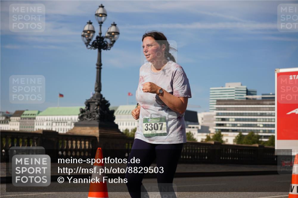 07.09.2025 - BARMER Alsterlauf Yannick Fuchs http://msf.ph/oto/8829503 07.09.2025 10:27:48 Laufen 3307 meine-sportfotos.de