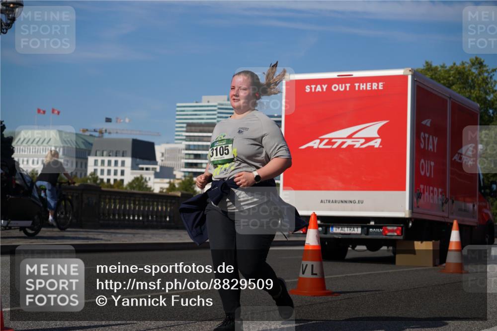07.09.2025 - BARMER Alsterlauf Yannick Fuchs http://msf.ph/oto/8829509 07.09.2025 10:27:55 Laufen 3105 meine-sportfotos.de