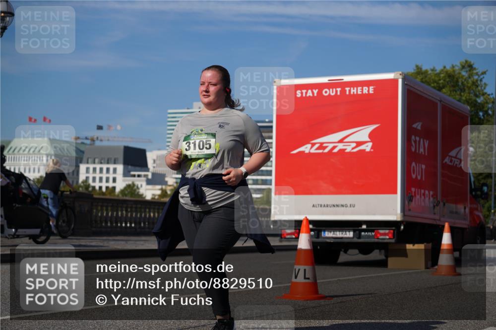 07.09.2025 - BARMER Alsterlauf Yannick Fuchs http://msf.ph/oto/8829510 07.09.2025 10:27:55 Laufen 3105, 10 meine-sportfotos.de