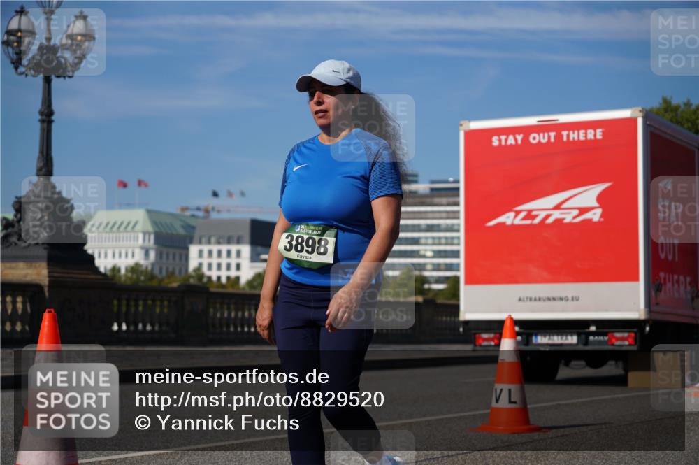 07.09.2025 - BARMER Alsterlauf Yannick Fuchs http://msf.ph/oto/8829520 07.09.2025 10:28:07 Laufen 3898 meine-sportfotos.de