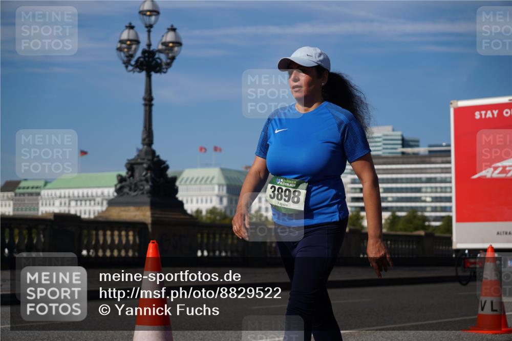 07.09.2025 - BARMER Alsterlauf Yannick Fuchs http://msf.ph/oto/8829522 07.09.2025 10:28:07 Laufen 54, 36, 3898 meine-sportfotos.de