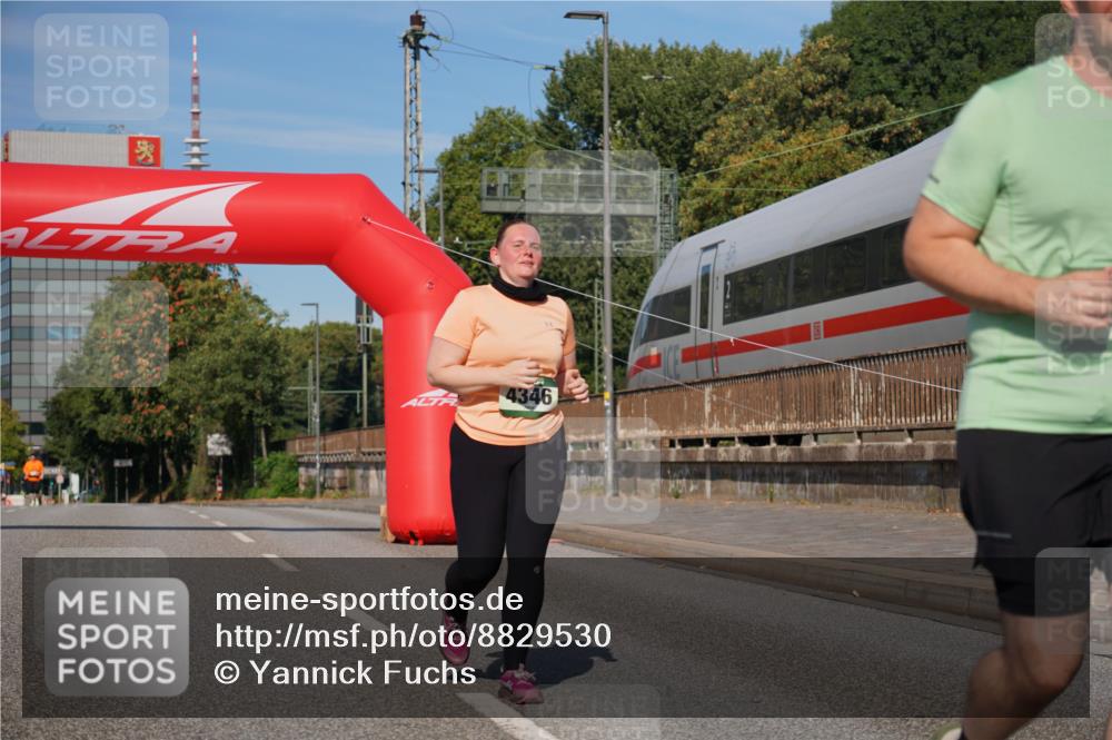 07.09.2025 - BARMER Alsterlauf Yannick Fuchs http://msf.ph/oto/8829530 07.09.2025 10:28:18 Laufen 4346 meine-sportfotos.de