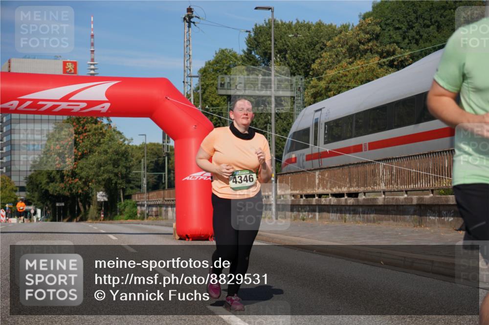 07.09.2025 - BARMER Alsterlauf Yannick Fuchs http://msf.ph/oto/8829531 07.09.2025 10:28:18 Laufen 4346 meine-sportfotos.de