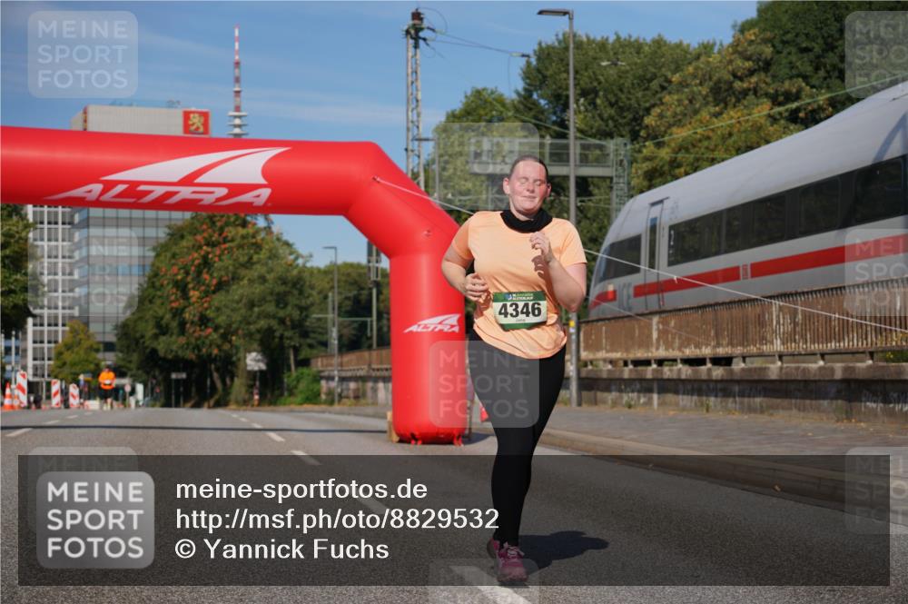 07.09.2025 - BARMER Alsterlauf Yannick Fuchs http://msf.ph/oto/8829532 07.09.2025 10:28:19 Laufen 4346 meine-sportfotos.de