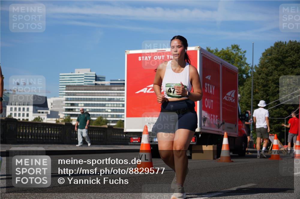 07.09.2025 - BARMER Alsterlauf Yannick Fuchs http://msf.ph/oto/8829577 07.09.2025 10:30:36 Laufen 47, 18, 114 meine-sportfotos.de