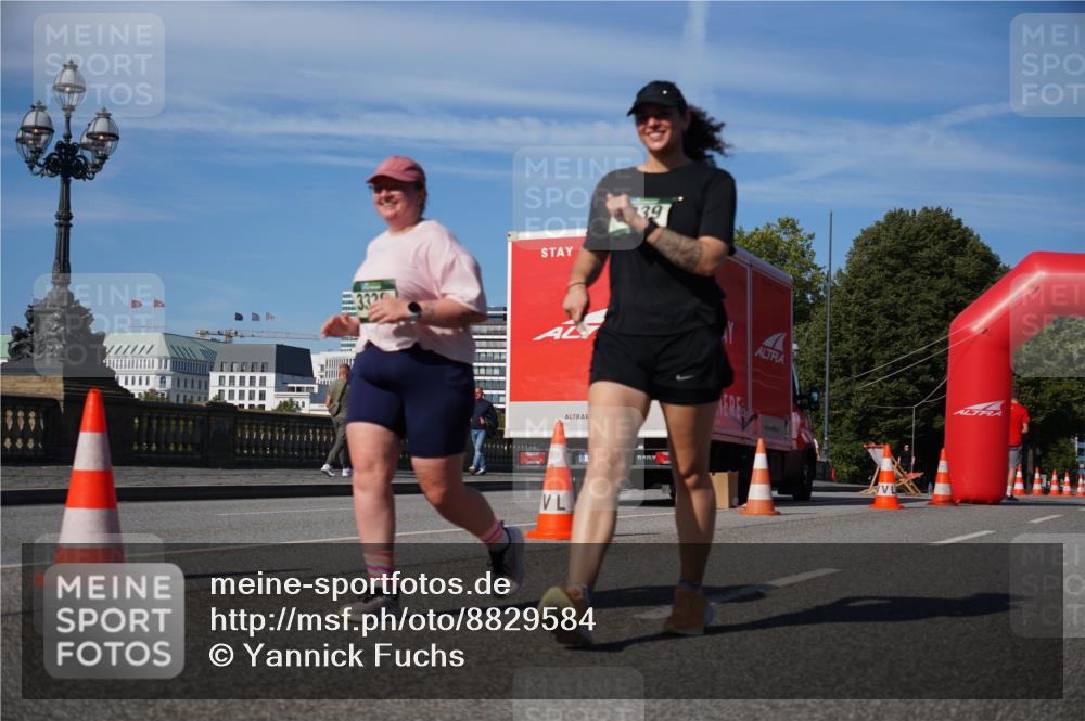 07.09.2025 - BARMER Alsterlauf Yannick Fuchs http://msf.ph/oto/8829584 07.09.2025 10:31:58 Laufen 39 meine-sportfotos.de