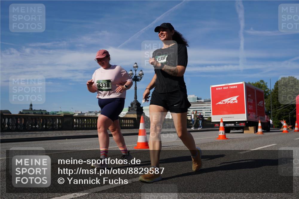 07.09.2025 - BARMER Alsterlauf Yannick Fuchs http://msf.ph/oto/8829587 07.09.2025 10:31:59 Laufen 3338, 339 meine-sportfotos.de