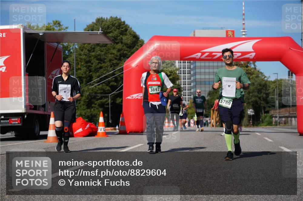 07.09.2025 - BARMER Alsterlauf Yannick Fuchs http://msf.ph/oto/8829604 07.09.2025 10:33:51 Laufen 3897, 1004, 5789 meine-sportfotos.de