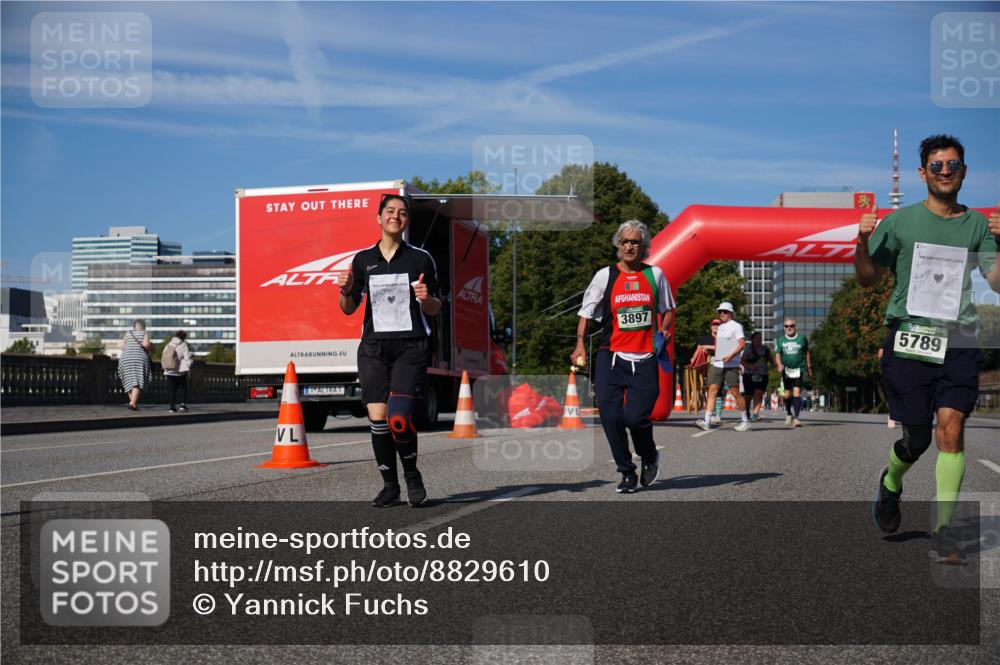 07.09.2025 - BARMER Alsterlauf Yannick Fuchs http://msf.ph/oto/8829610 07.09.2025 10:33:53 Laufen 3897, 5789 meine-sportfotos.de