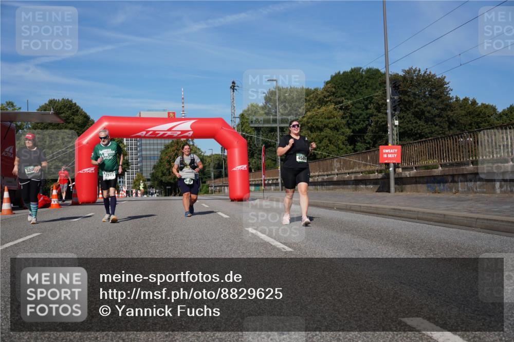 07.09.2025 - BARMER Alsterlauf Yannick Fuchs http://msf.ph/oto/8829625 07.09.2025 10:34:00 Laufen 320, 2203, 4589 meine-sportfotos.de