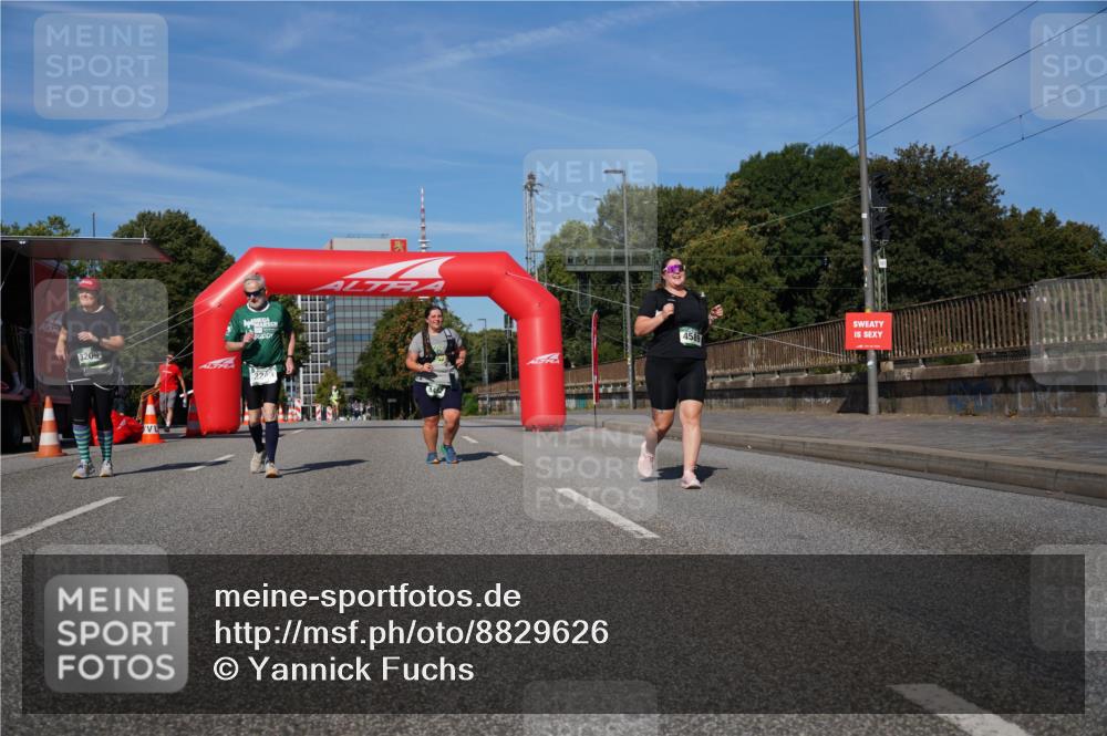 07.09.2025 - BARMER Alsterlauf Yannick Fuchs http://msf.ph/oto/8829626 07.09.2025 10:34:00 Laufen 3209, 22, 4589 meine-sportfotos.de