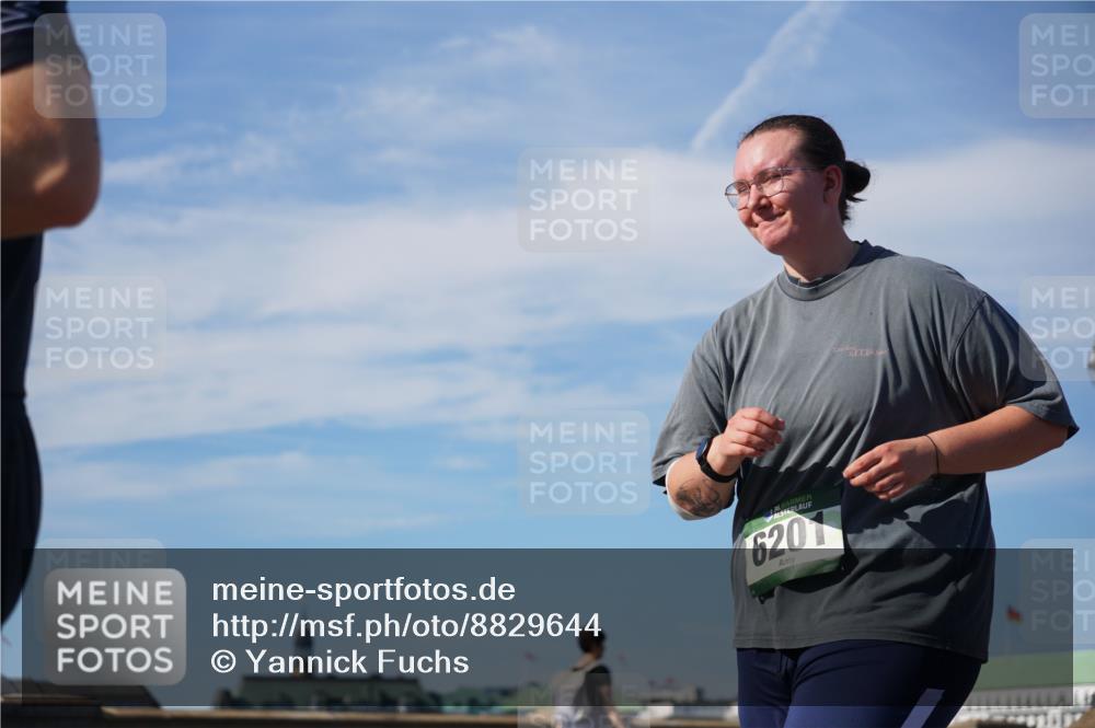 07.09.2025 - BARMER Alsterlauf Yannick Fuchs http://msf.ph/oto/8829644 07.09.2025 10:35:04 Laufen 6201 meine-sportfotos.de