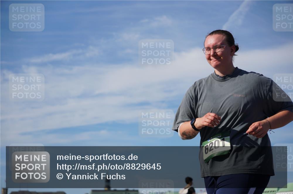 07.09.2025 - BARMER Alsterlauf Yannick Fuchs http://msf.ph/oto/8829645 07.09.2025 10:35:04 Laufen 6201 meine-sportfotos.de