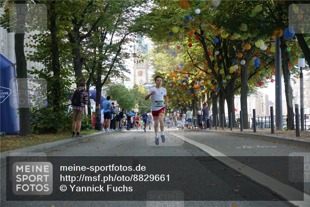 07.09.2025 - BARMER Alsterlauf Yannick Fuchs http://msf.ph/oto/8829661 07.09.2025 10:47:23 Laufen 453 meine-sportfotos.de